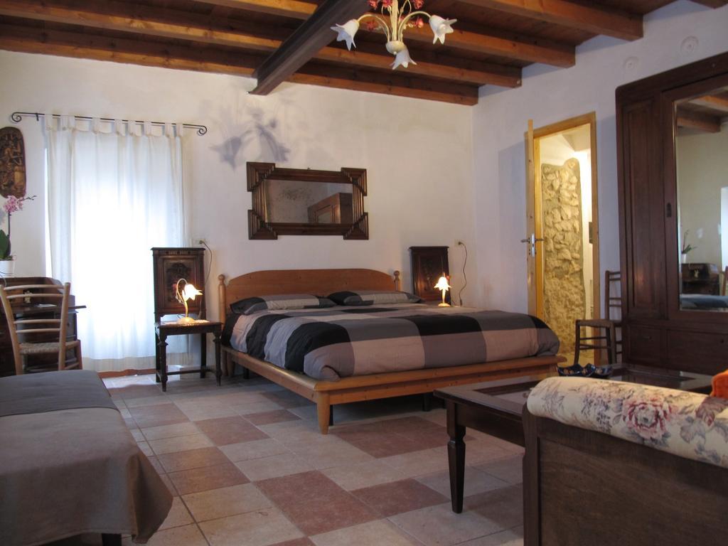 Dimora D'Artista Bed and Breakfast Verona Kamer foto