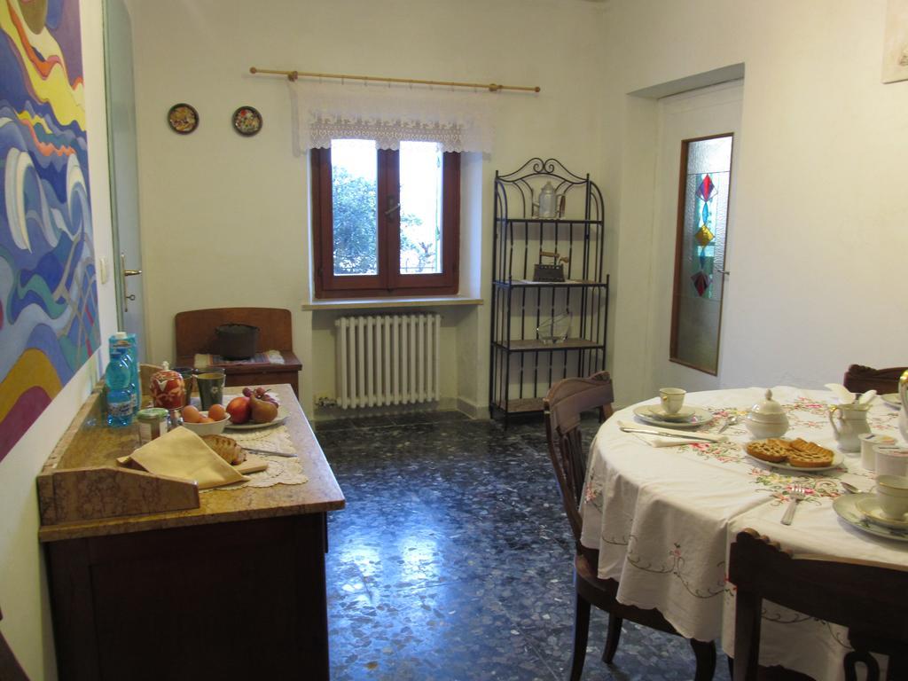 Dimora D'Artista Bed and Breakfast Verona Kamer foto